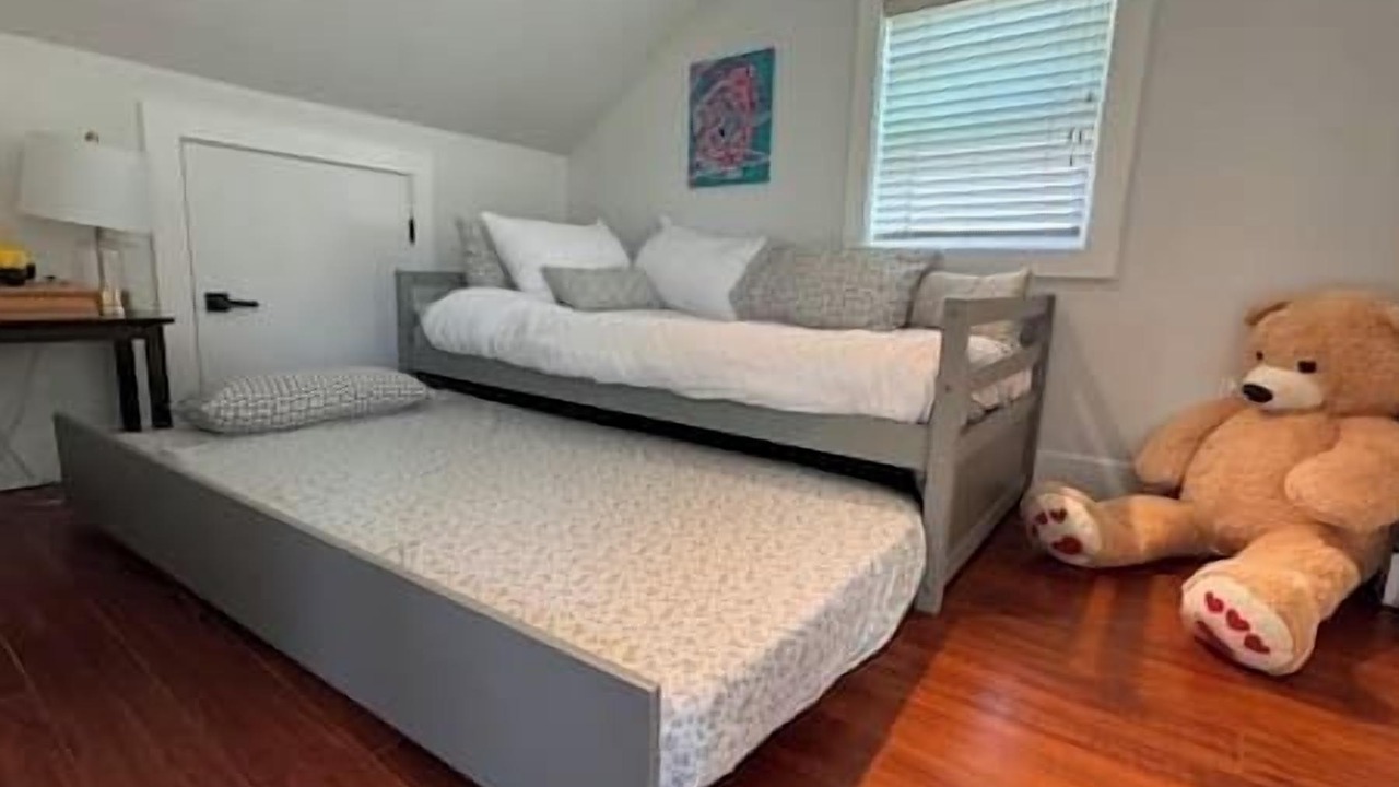 Photo of Bedroom in Fraserview