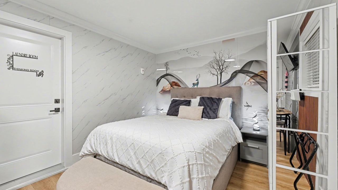 Photo of Bedroom in Fraserview