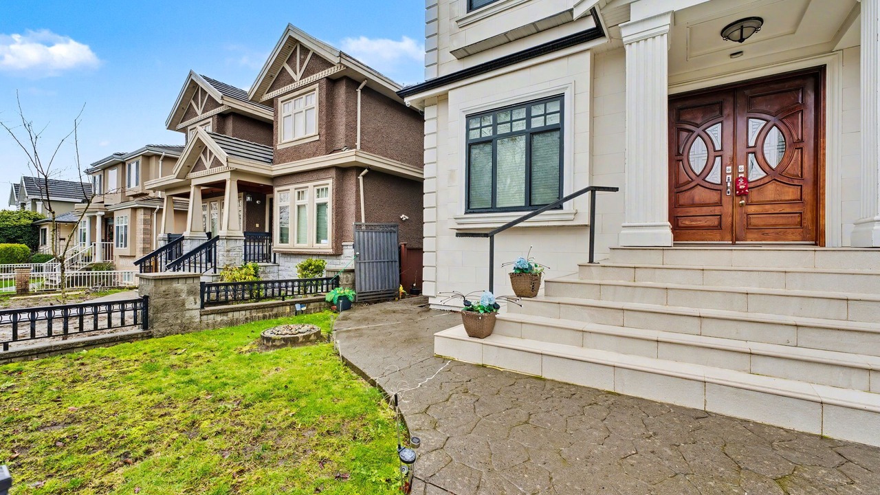 Photo of Outdoor in Fraserview