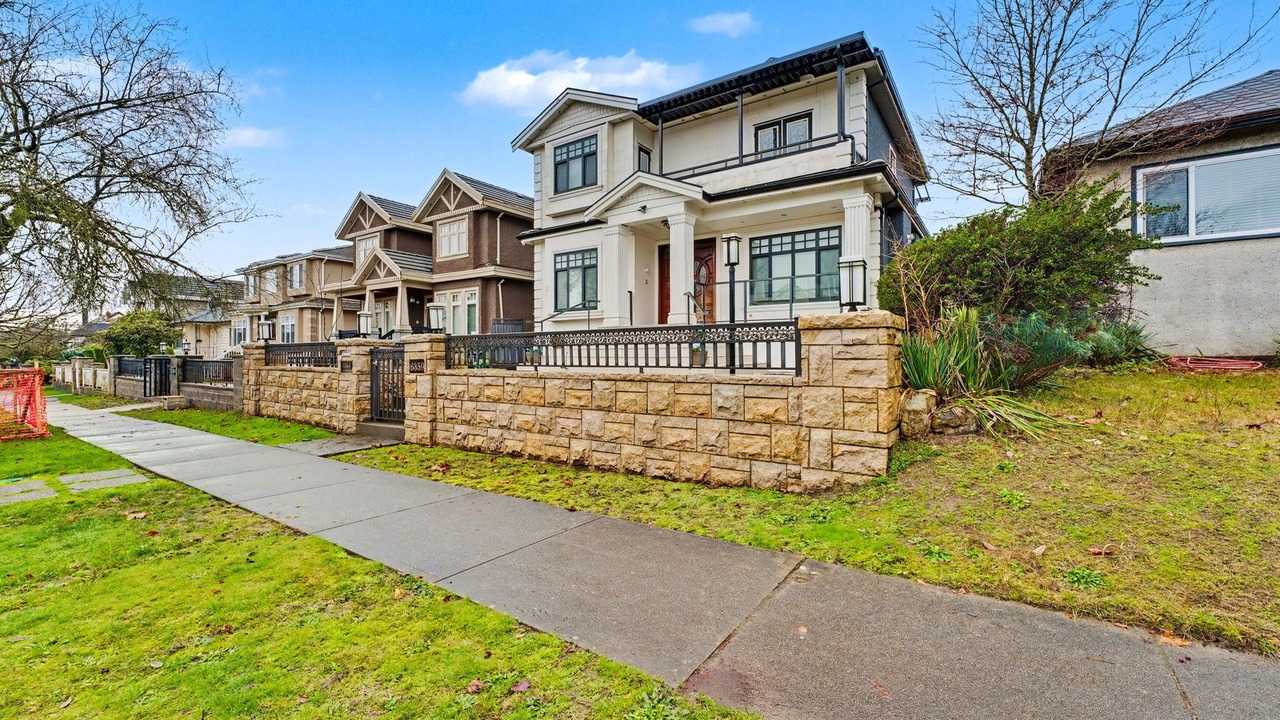 Photo of Outdoor in Fraserview