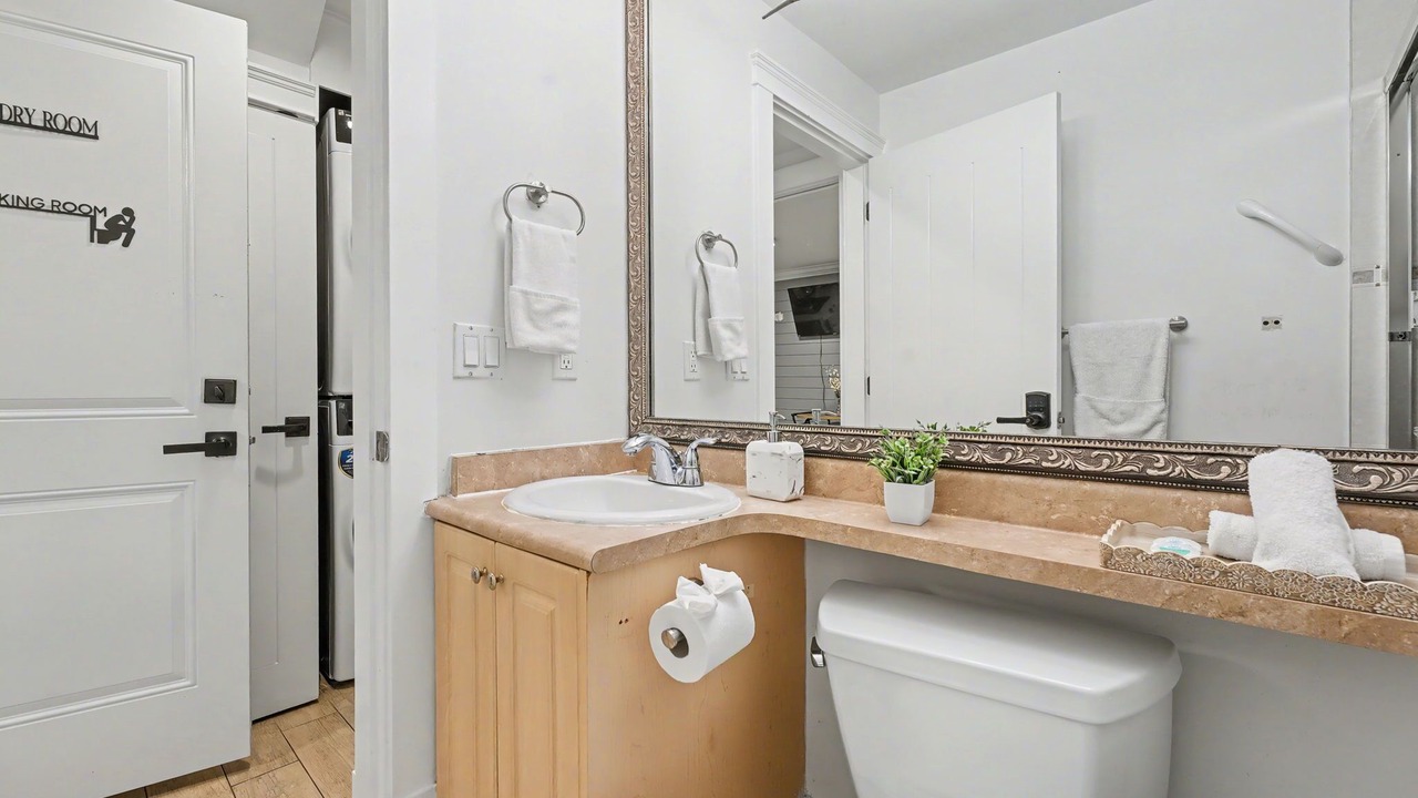 Photo of Bathroom in Fraserview