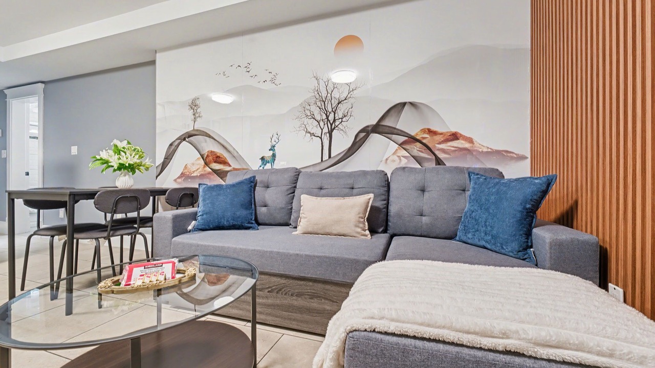 Photo of Livingroom in East Side