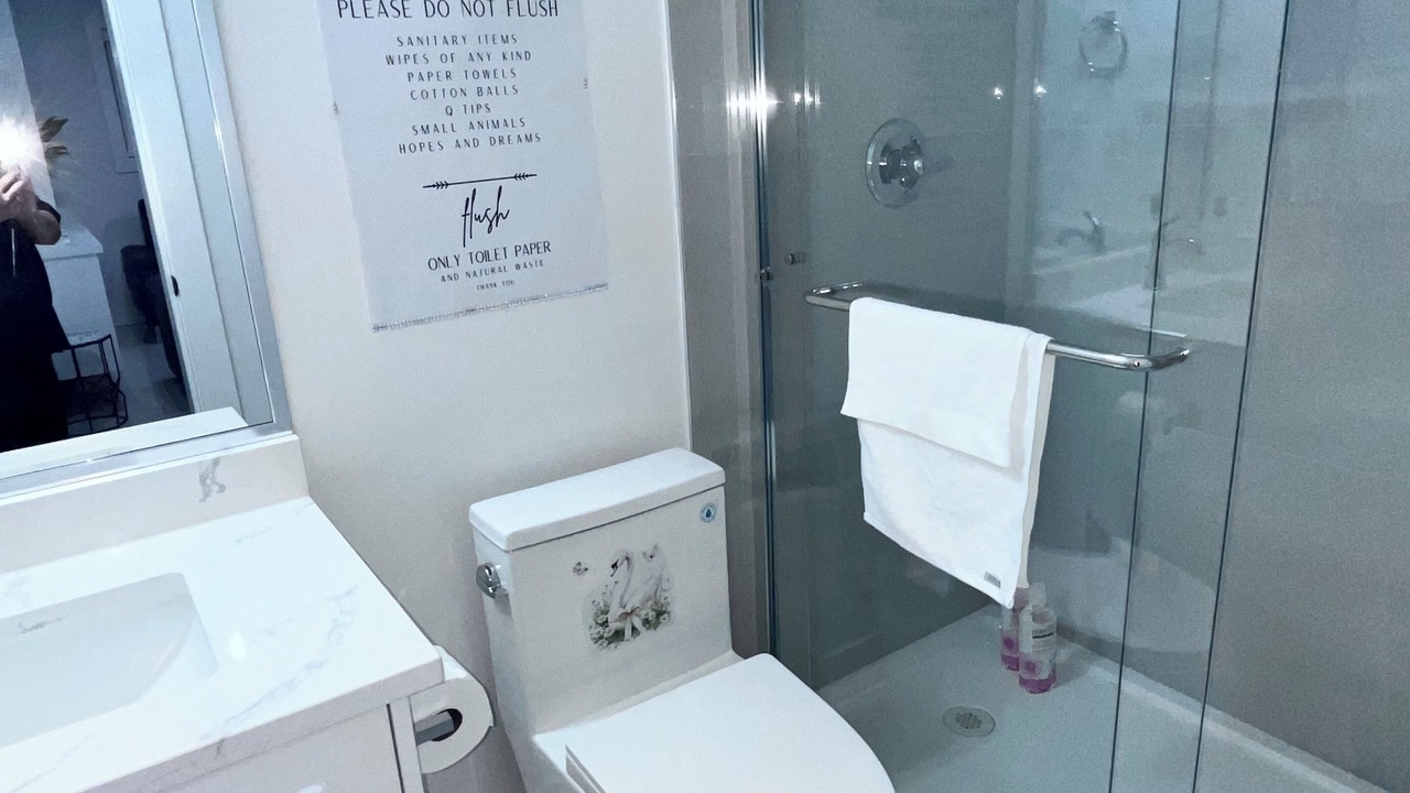 Photo of Bathroom in Delta