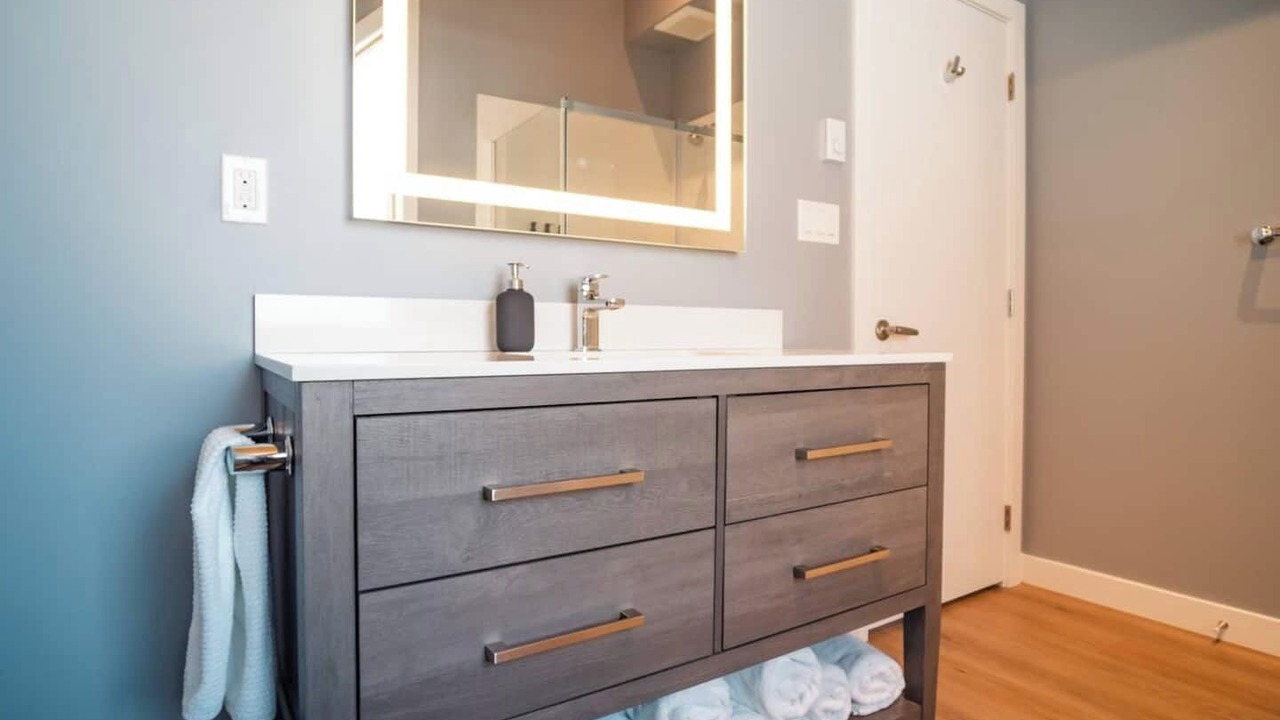 Photo of Bathroom in Golden