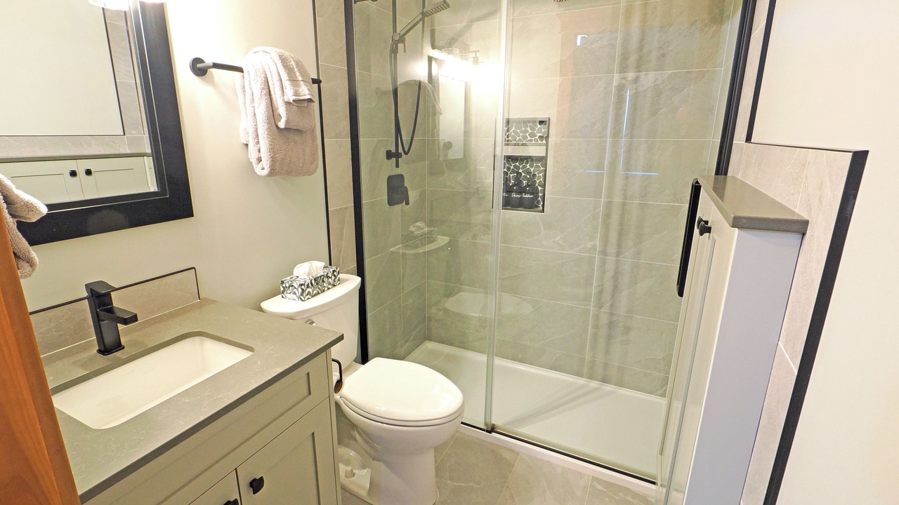 Photo of Bathroom in Big White Ski Resort