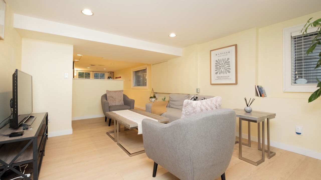 Photo of Livingroom in West Side
