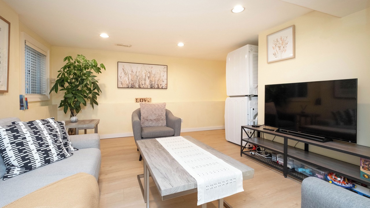 Photo of Livingroom in West Side