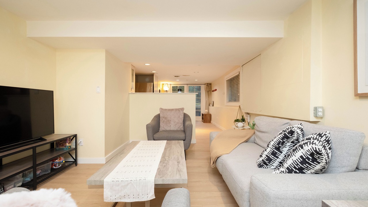 Photo of Livingroom in West Side