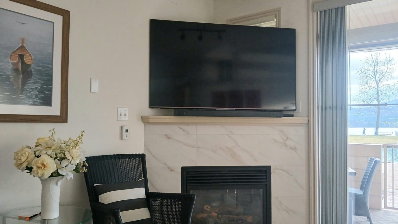 Photo of Livingroom in Central Okanagan