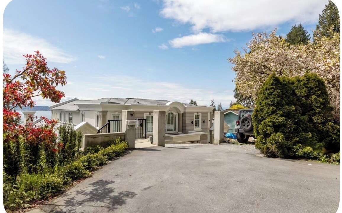 Photo of Outdoor in West Vancouver