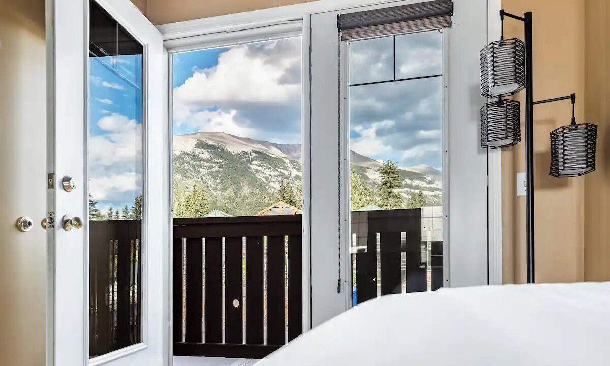 Photo of Bedroom in Cougar Creek