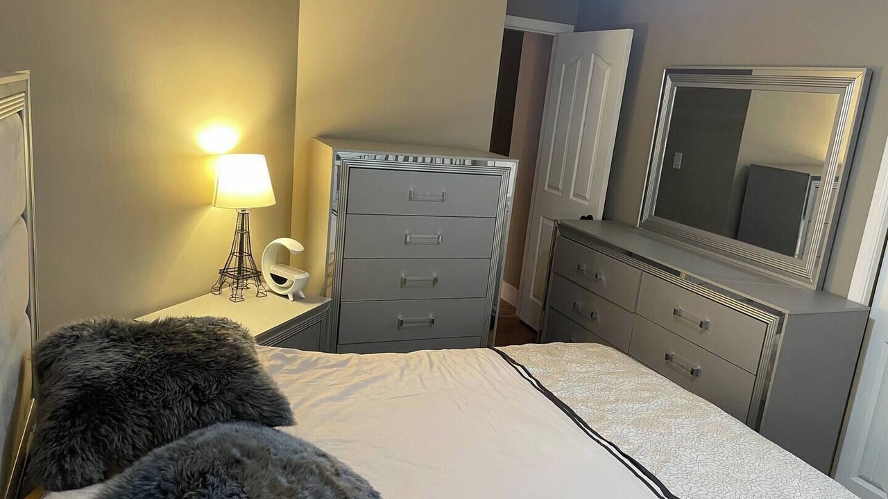 Photo of Bedroom in Lindell Beach