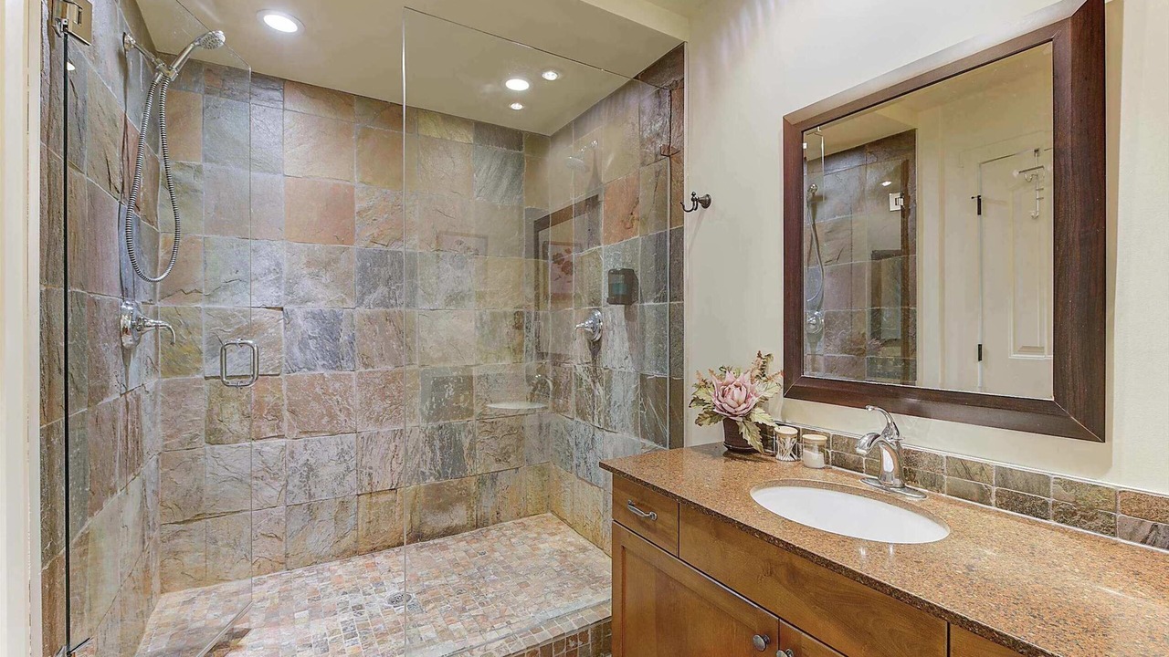 Photo of Bathroom in Central Okanagan