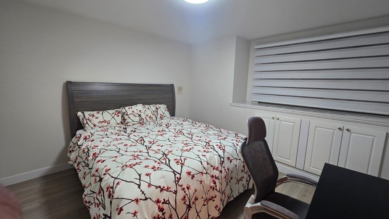 Photo of Bedroom in Surrey Newton
