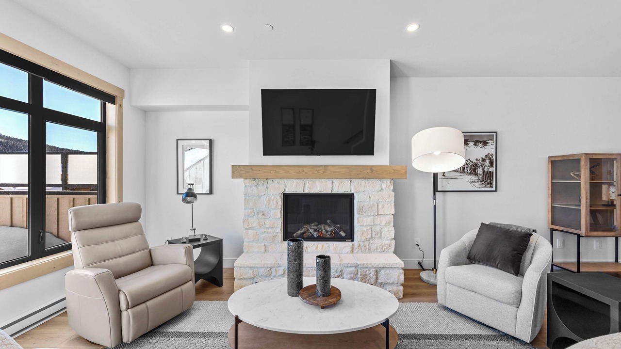 Photo of Livingroom in Sun Peaks