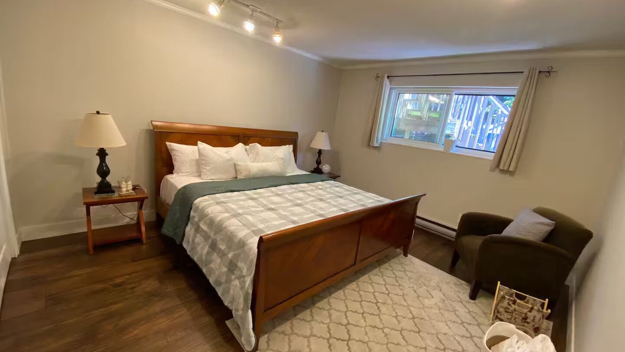 Photo of Bedroom in Delta