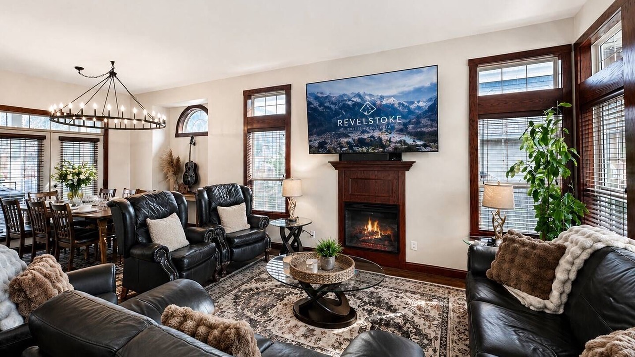 Photo of Livingroom in Revelstoke