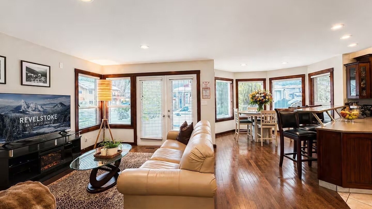 Photo of Livingroom in Revelstoke