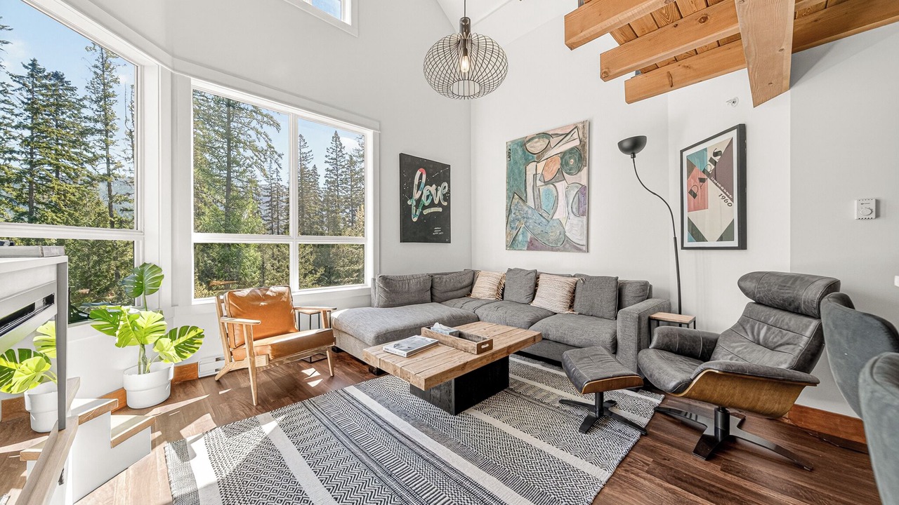 Photo of Livingroom in Fernie