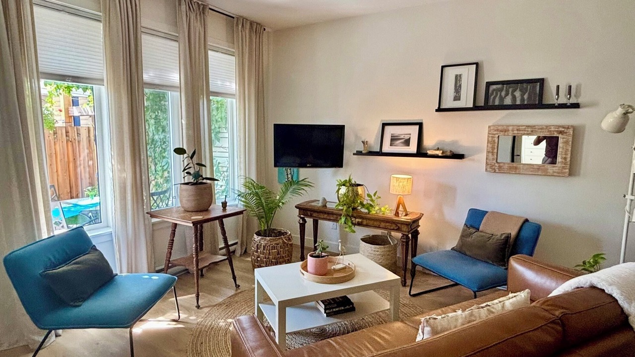 Photo of Livingroom in South Central