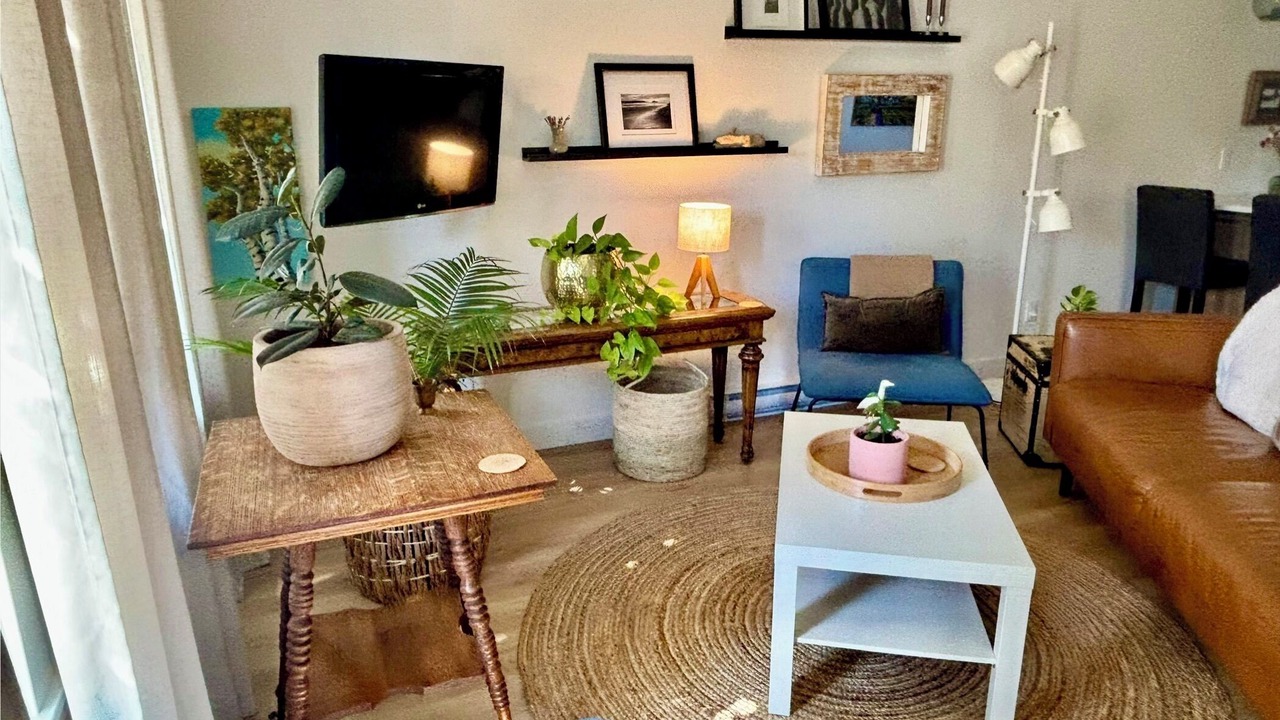Photo of Livingroom in South Central