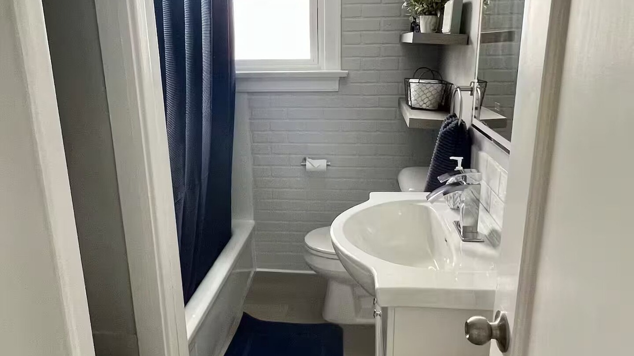 Photo of Bathroom in South Lethbridge