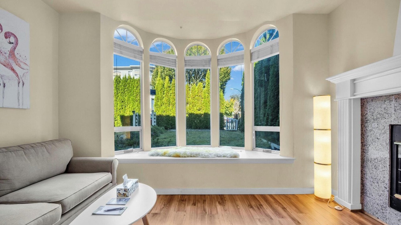Photo of Livingroom in Sunset