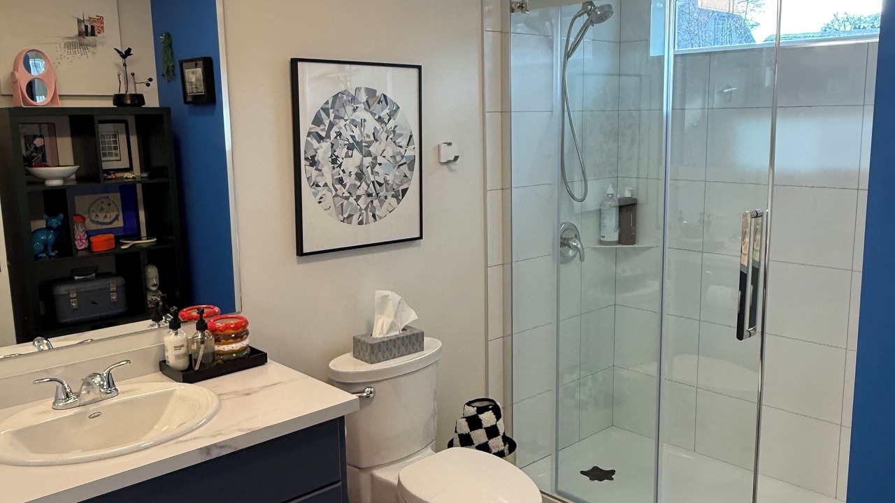 Photo of Bathroom in Okanagan-Similkameen