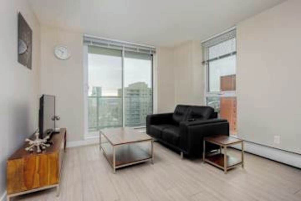 Photo of Livingroom in North Central Edmonton