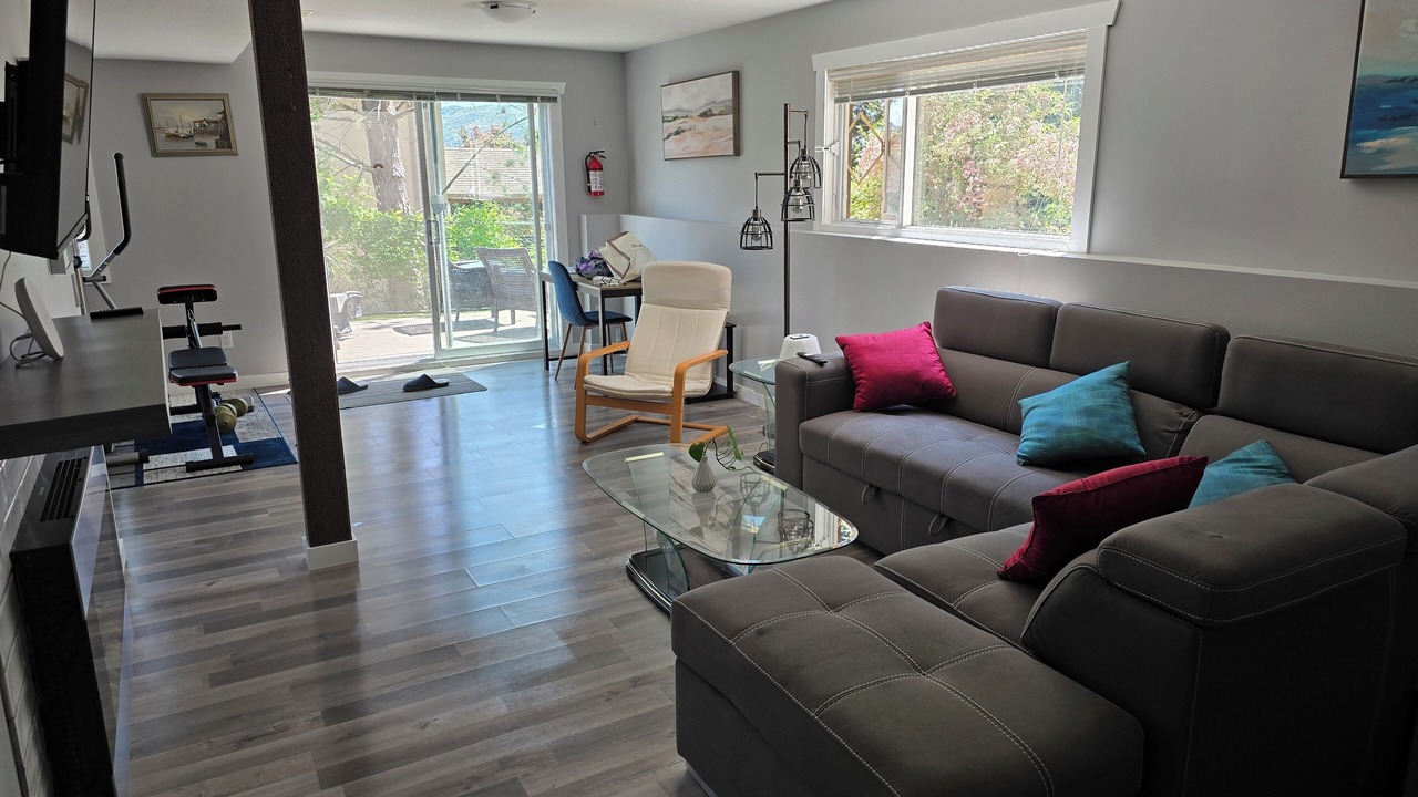Photo of Livingroom in Central Okanagan