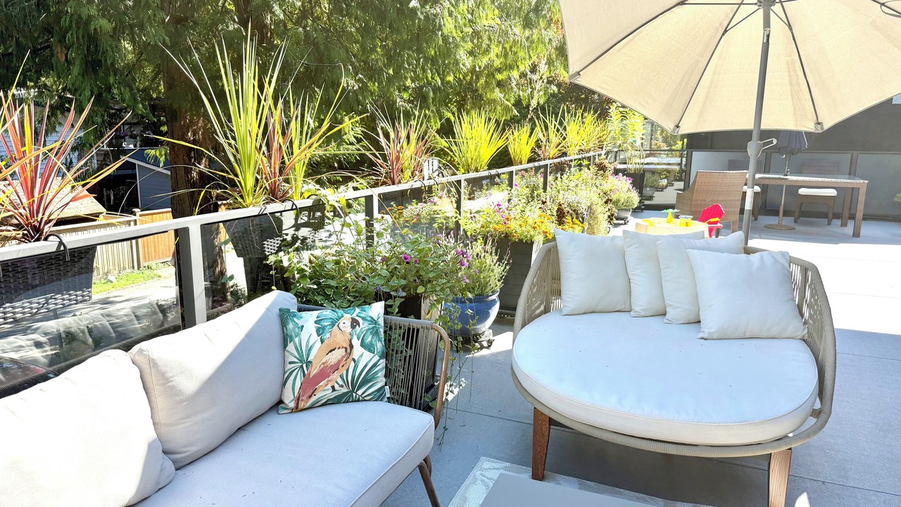 Photo of Patio Balcony in Deep Cove