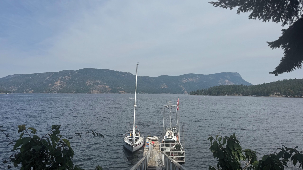 Photo of Others in Maple Bay