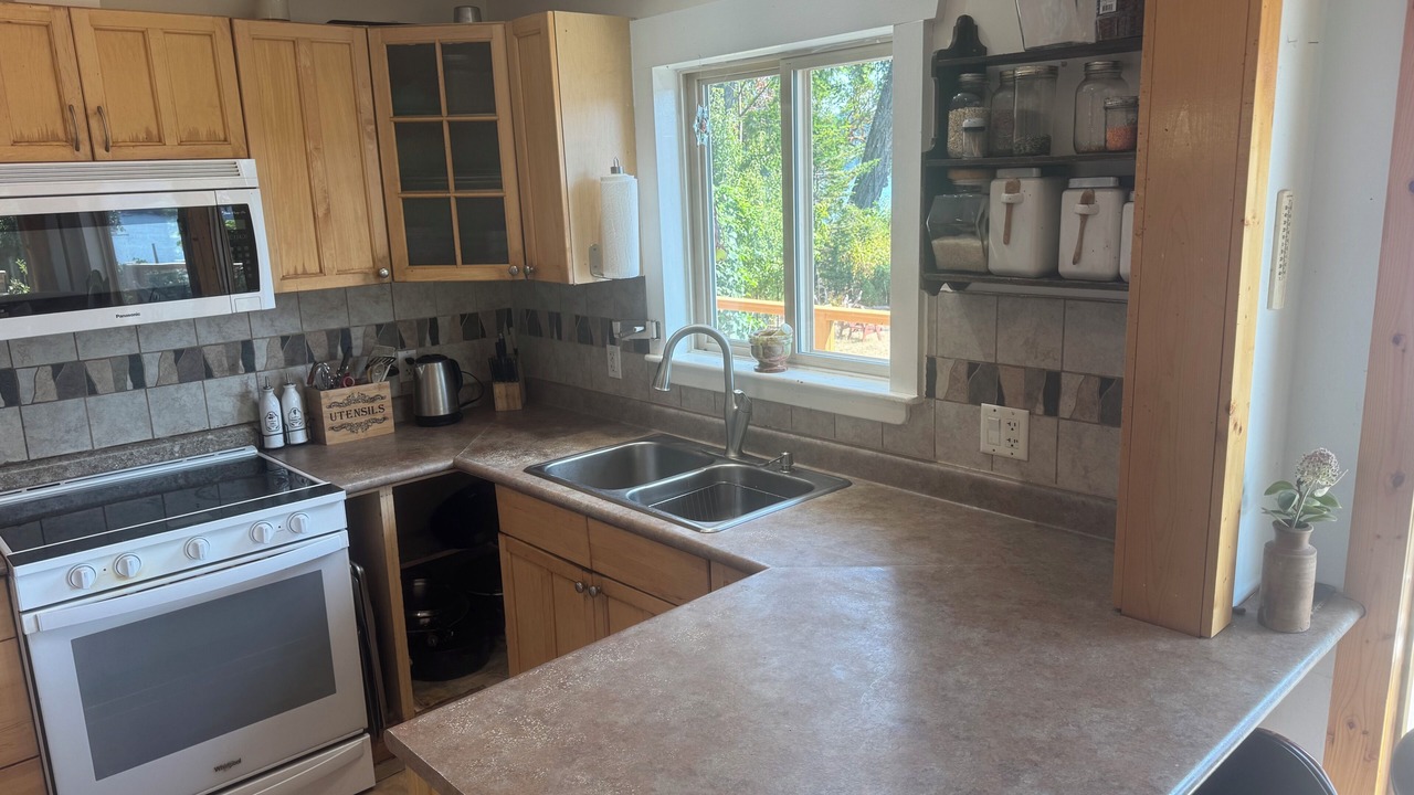 Photo of Kitchen in Maple Bay
