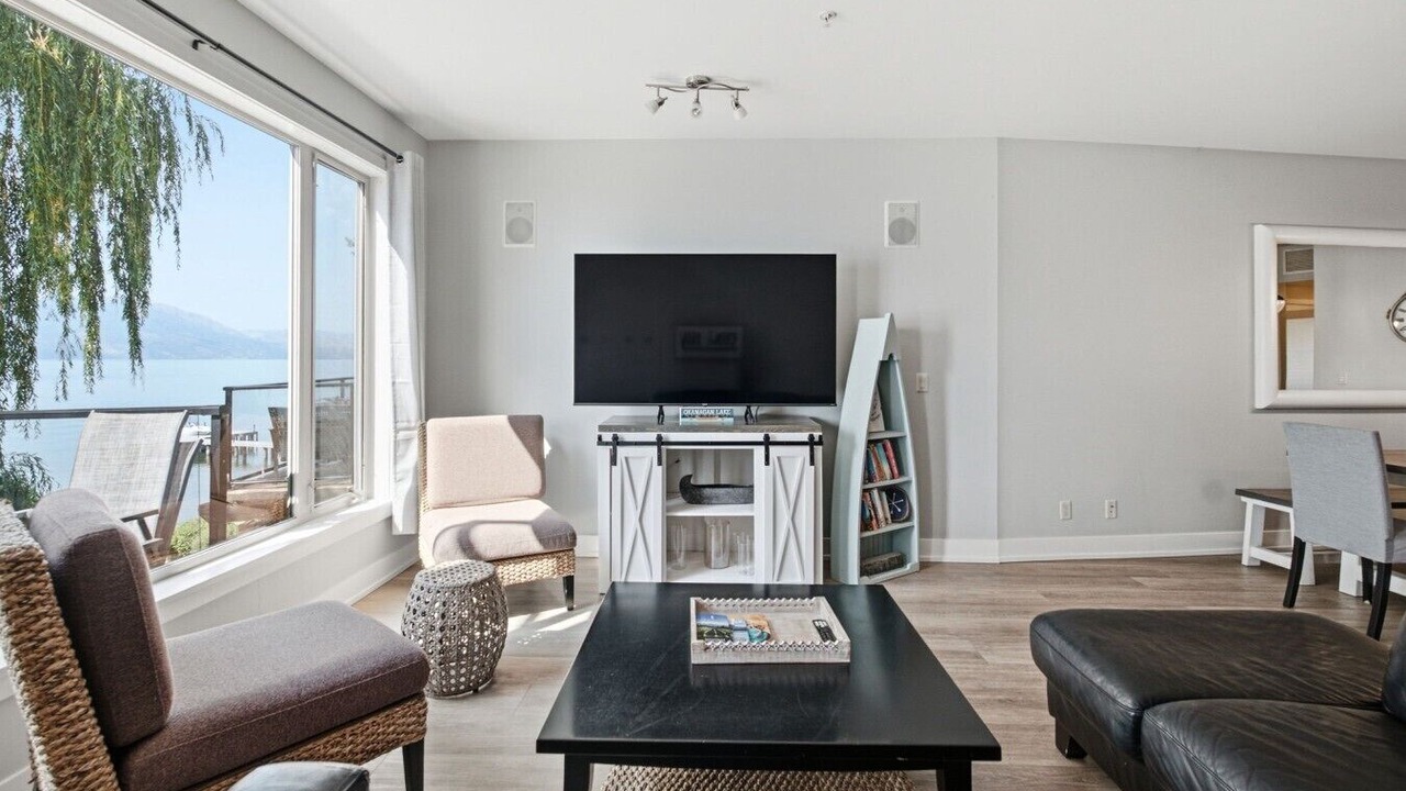 Photo of Livingroom in Westbank