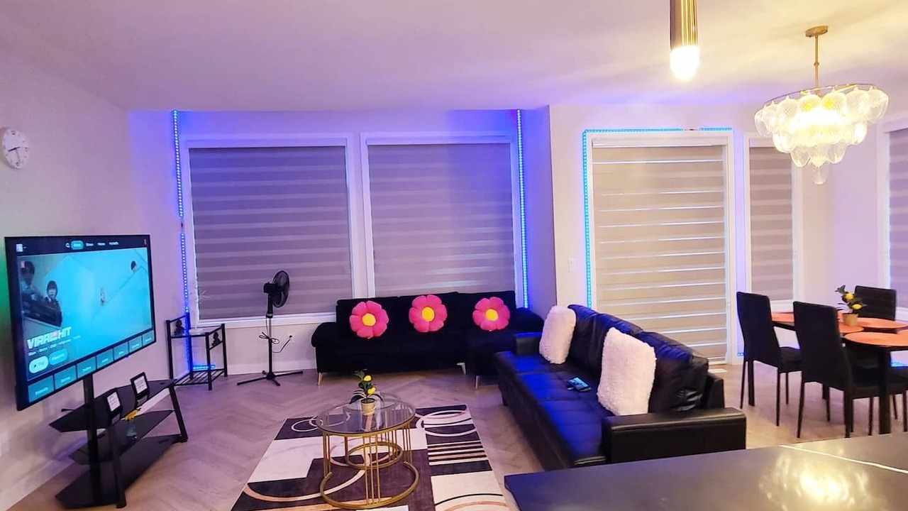 Photo of Livingroom in Southwest Edmonton