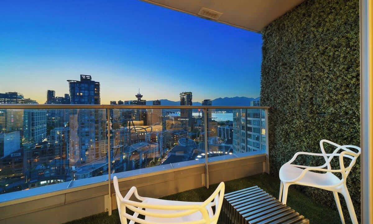 Photo of Outdoor in Crosstown