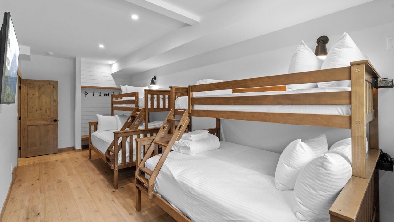 Photo of Bedroom in Canmore