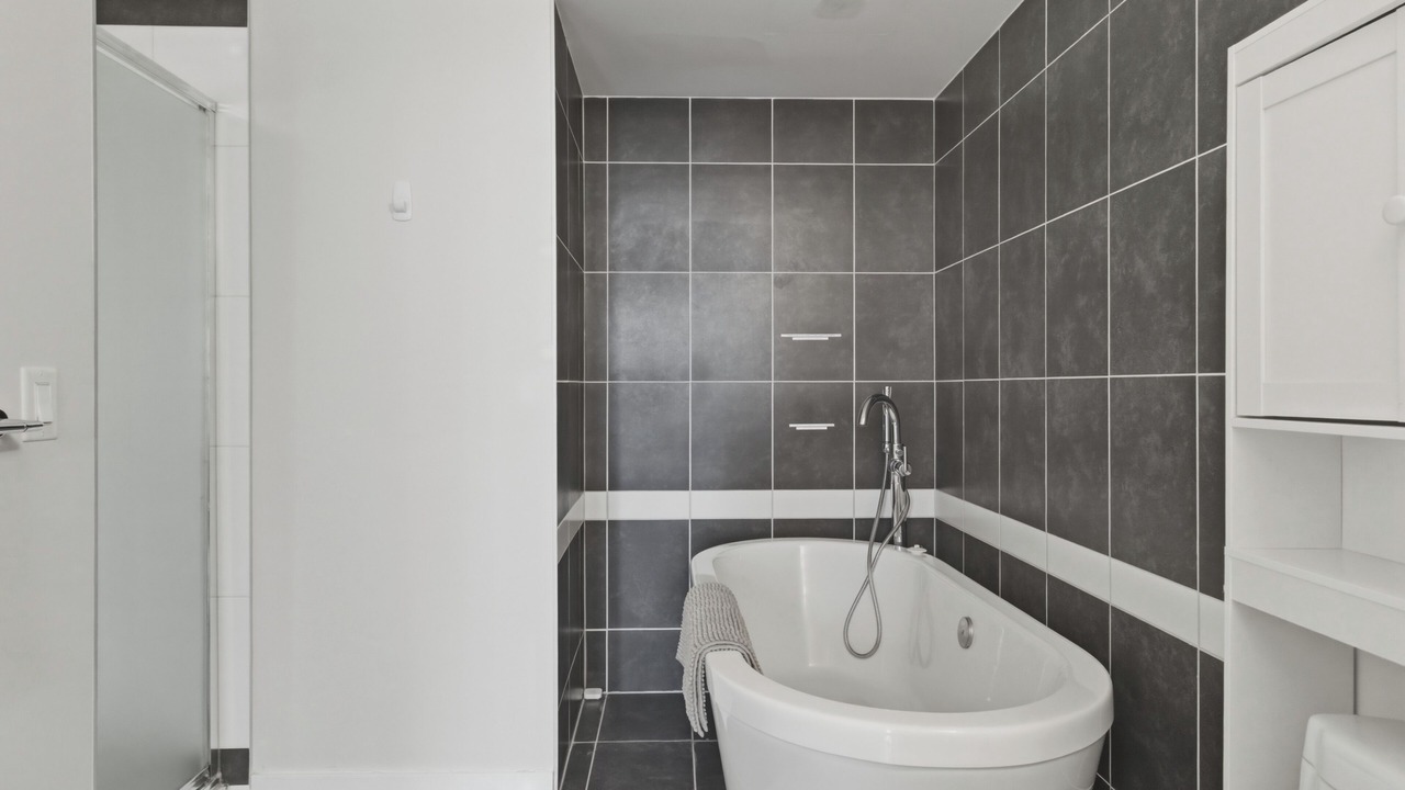 Photo of Bathroom in Gastown