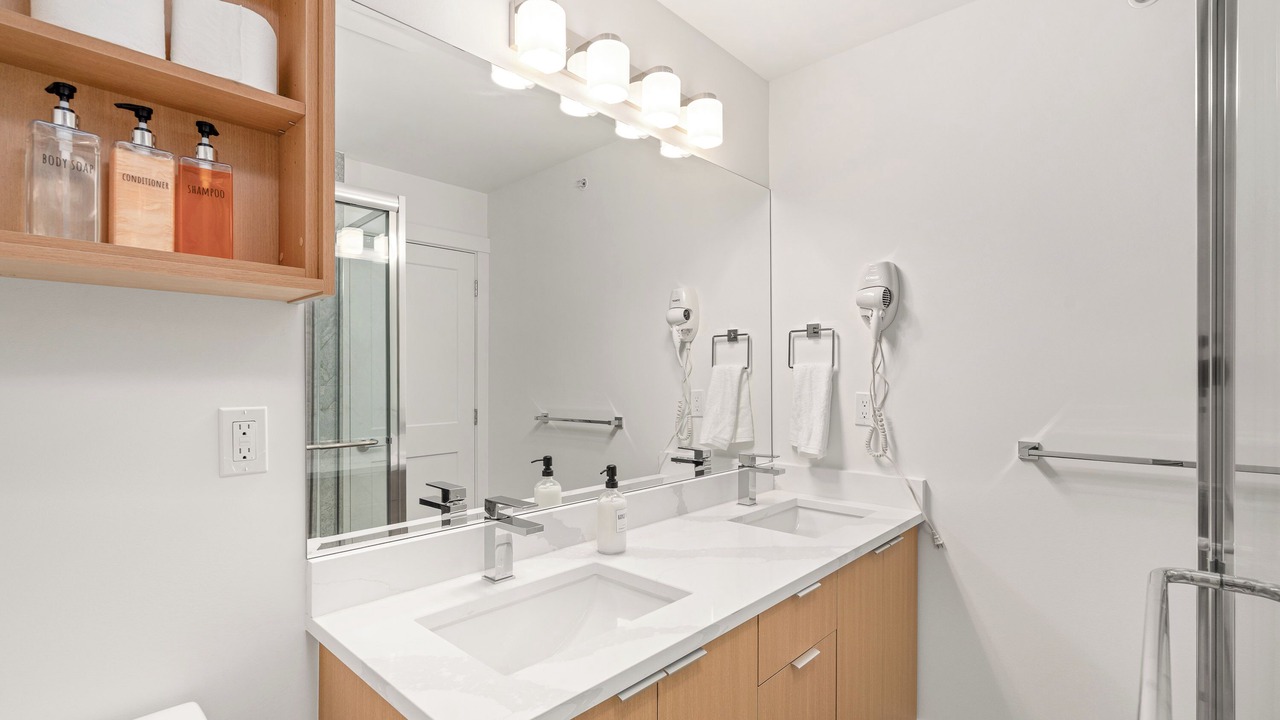 Photo of Bathroom in Willoughby