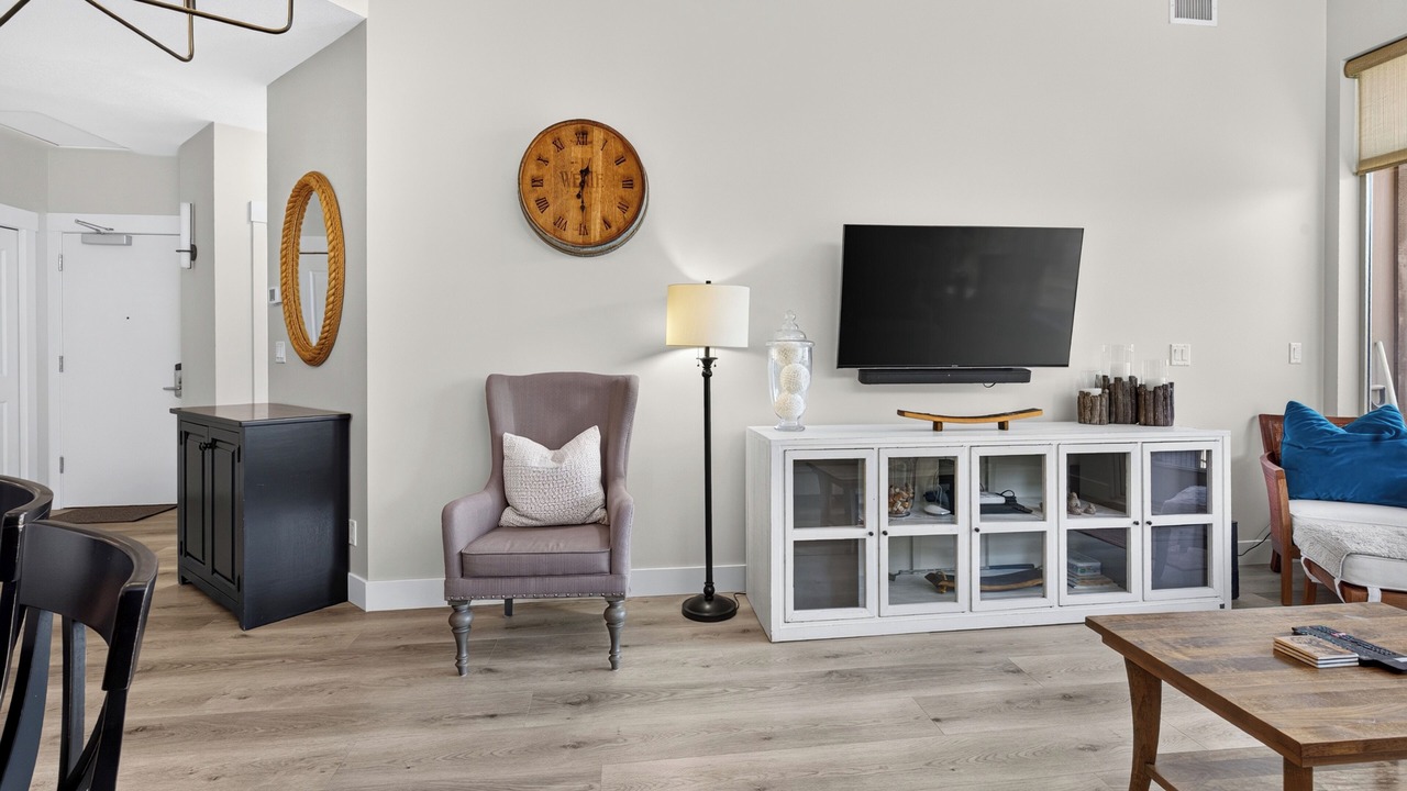 Photo of Livingroom in Westbank