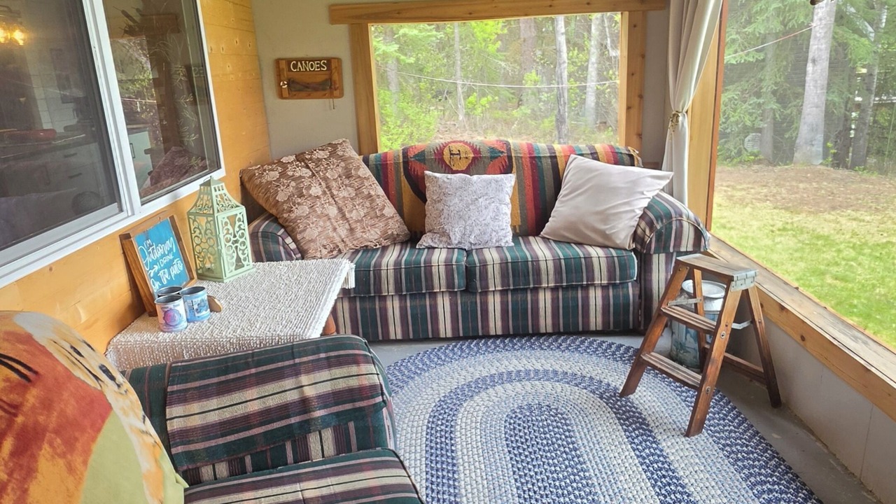 Photo of Livingroom in Sheridan Lake