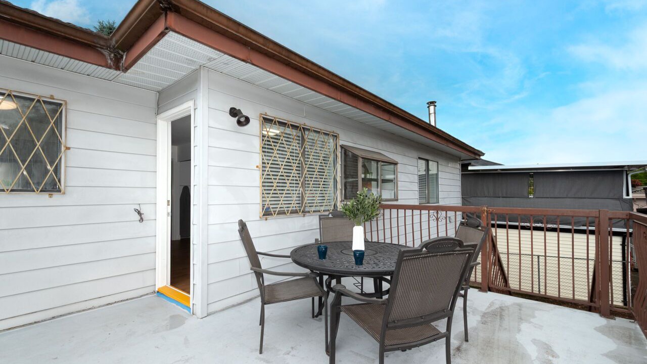 Photo of Outdoor in Renfrew-Collingwood
