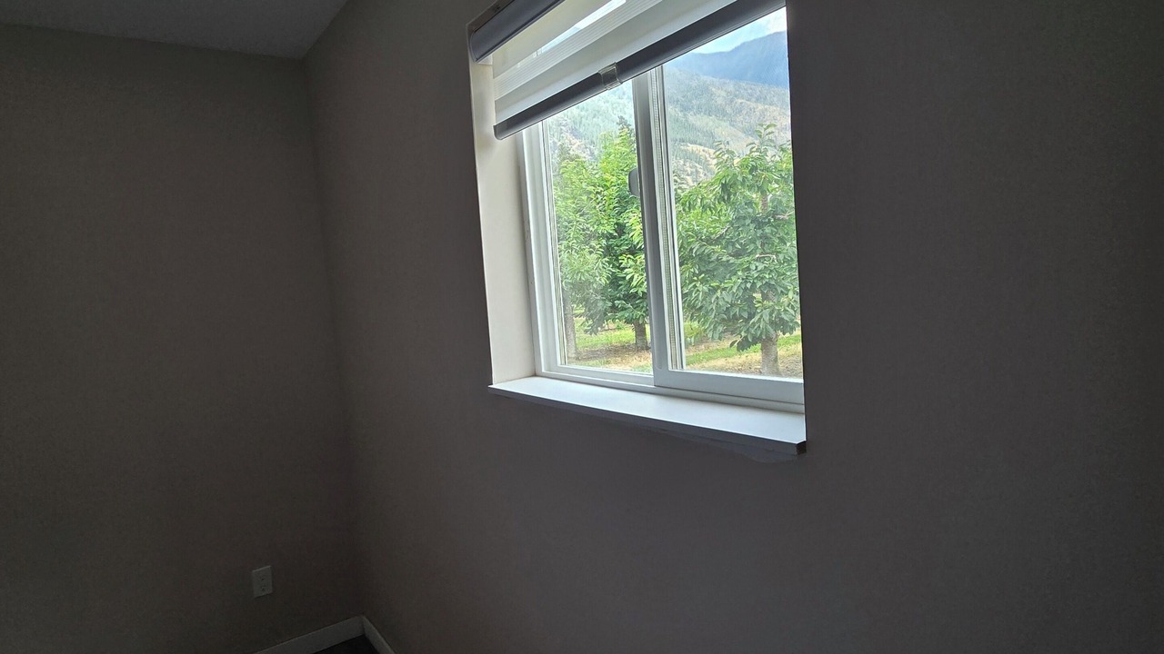 Photo of Bedroom in Okanagan-Similkameen