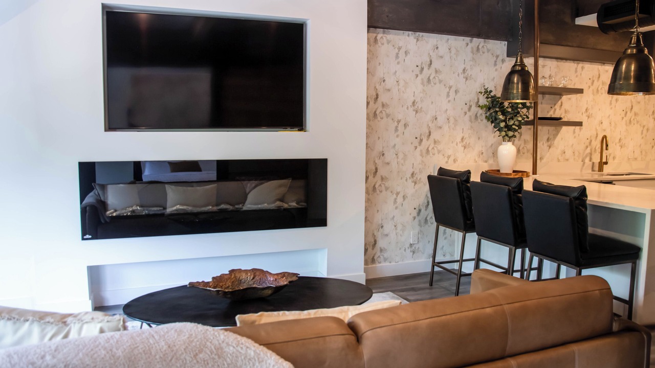 Photo of Livingroom in Kelowna Central Business District