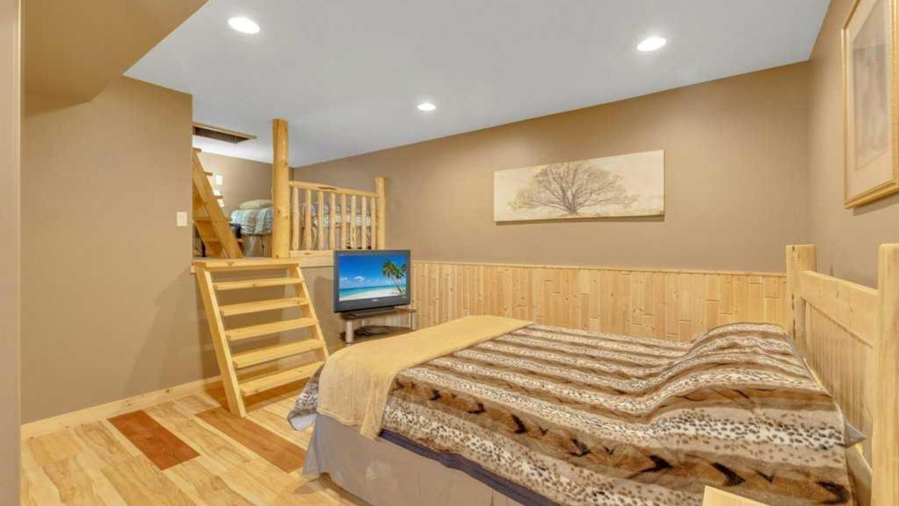 Photo of Bedroom in Nordegg