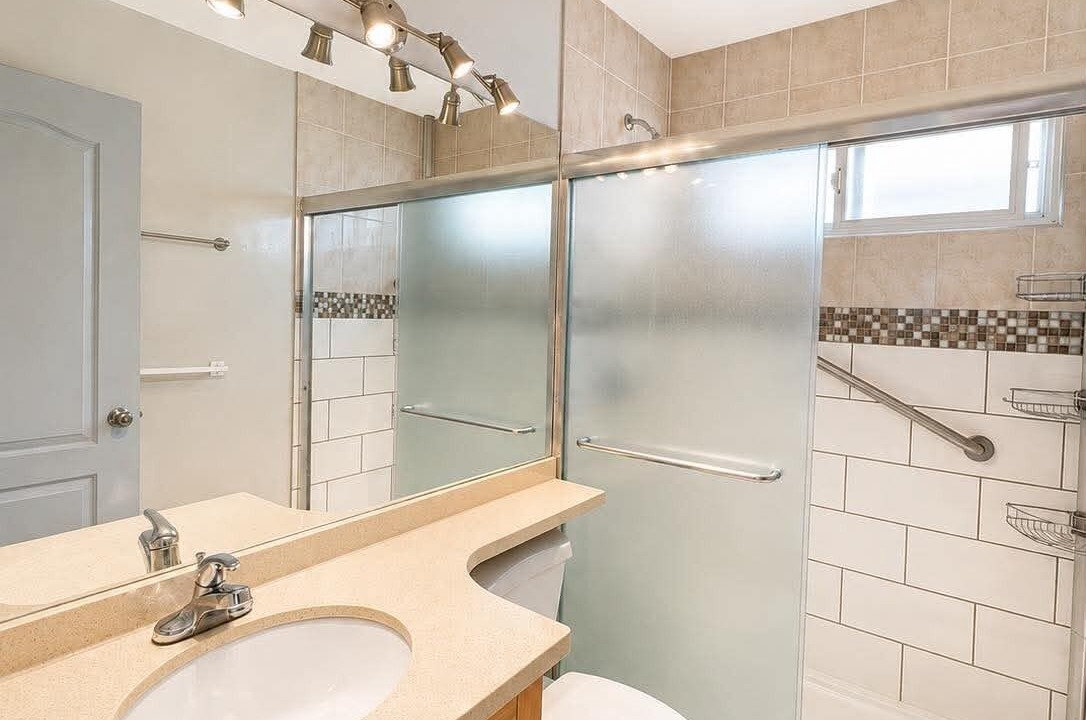 Photo of Bathroom in Renfrew-Collingwood