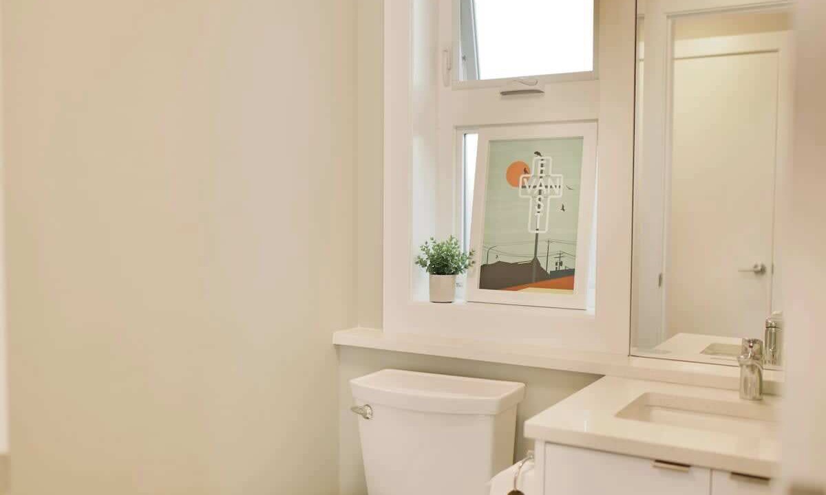 Photo of Bathroom in Vancouver South