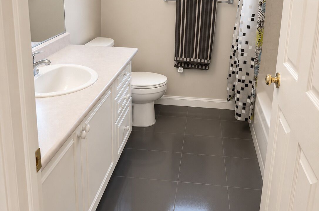 Photo of Bathroom in Saanich East