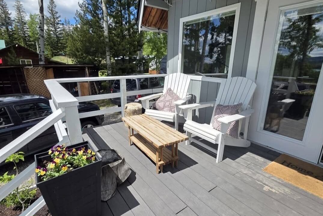Photo of Patio Balcony in 70 Mile House