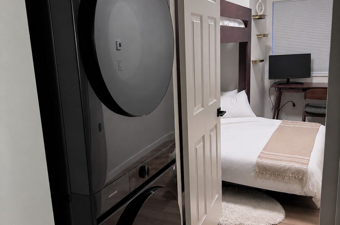 Photo of Bedroom in Canyon Heights
